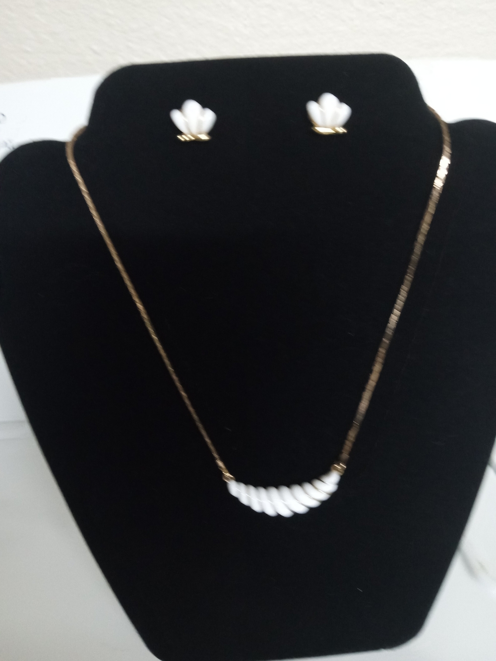 Vintage Avon Gold-Tone Necklace and Earrings Set with White Shell Accents